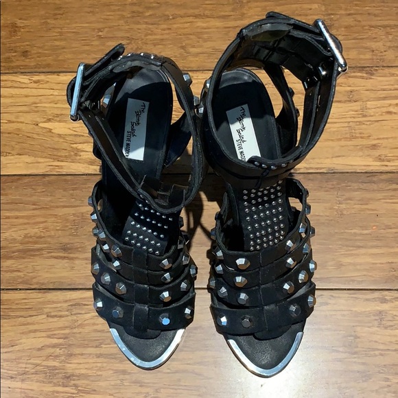 The Blonde Salad Studded Heels - Picture 4 of 4